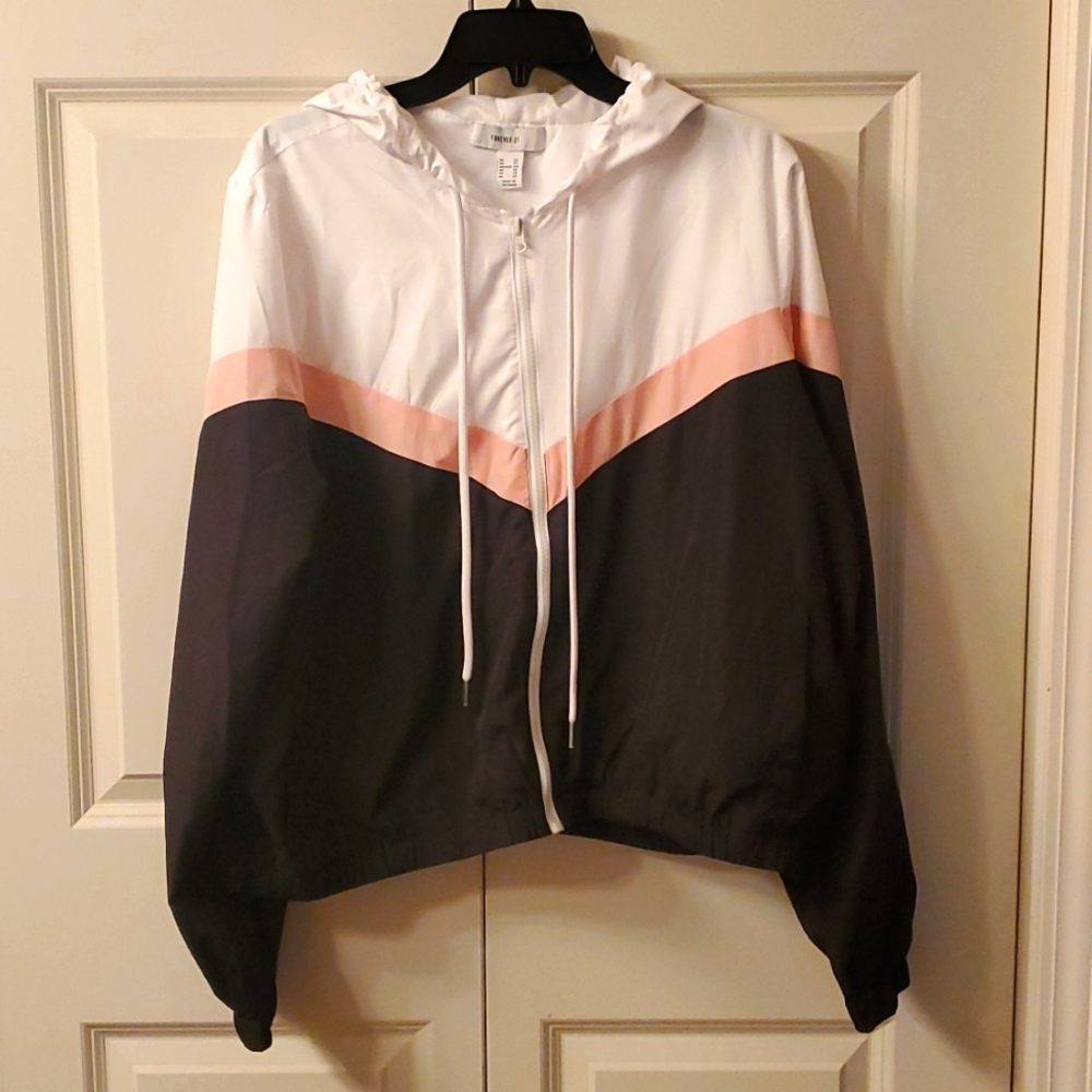 Full zip windbreaker with hood